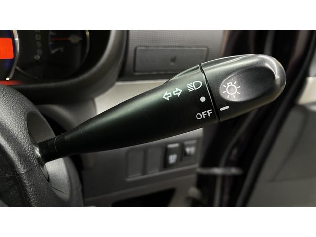 Daihatsu MOVE CONTE 2013-02 21717-14