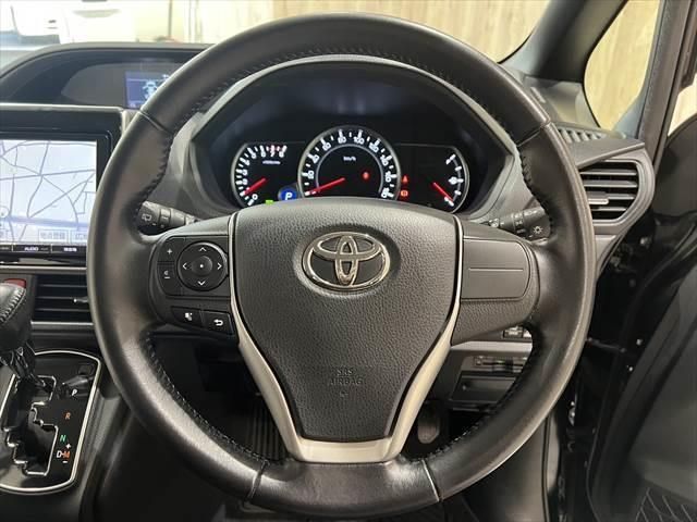 Toyota NOAH 2014-05 182768-24