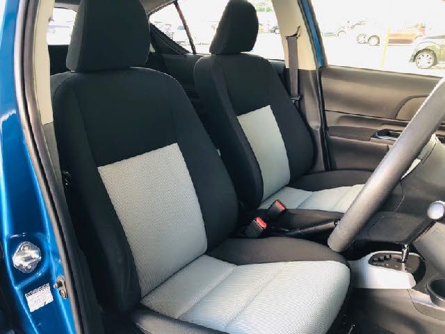 Toyota AQUA 2014-05 8264-3