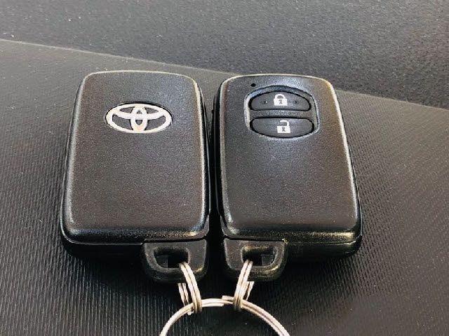 Toyota AQUA 2014-05 8264-24