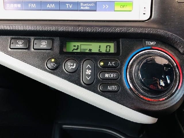 Toyota AQUA 2014-05 8264-14