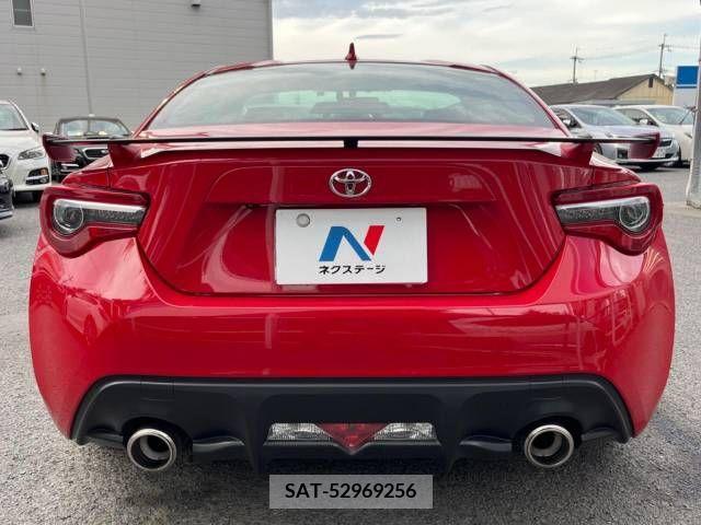 Toyota 86 2020-04 332196-16