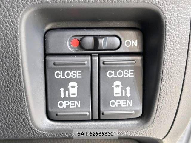 Honda N BOX CUSTOM 2017-04 392714-5