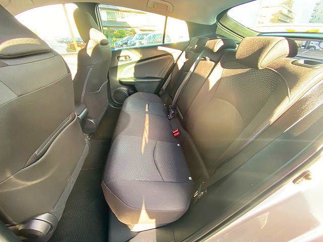 Toyota PRIUS 2019-04 27603-18