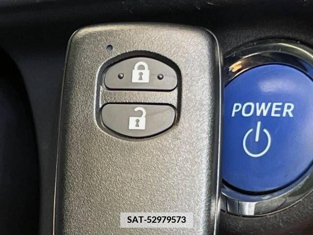 Toyota AQUA 2018-10 345613-7