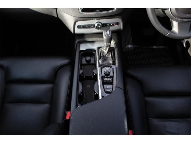 Volvo XC90 2018-09 1095-8