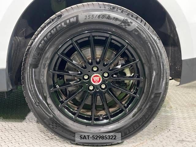 Jaguar F-PACE 2017-06 378032-14