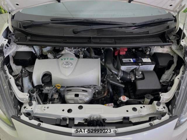 Toyota SIENTA 2018-10 381523-18