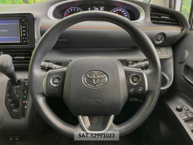 Toyota SIENTA 2018-10 381523-11