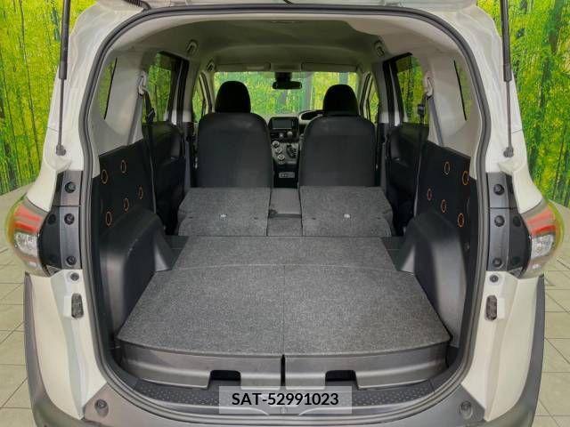 Toyota SIENTA 2018-10 381523-10