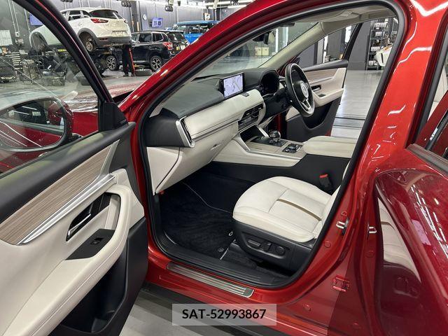 Mazda CX-60 2023-09 358780-22