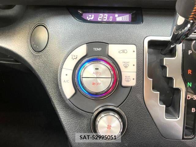 Toyota SIENTA 2018-03 384740-6