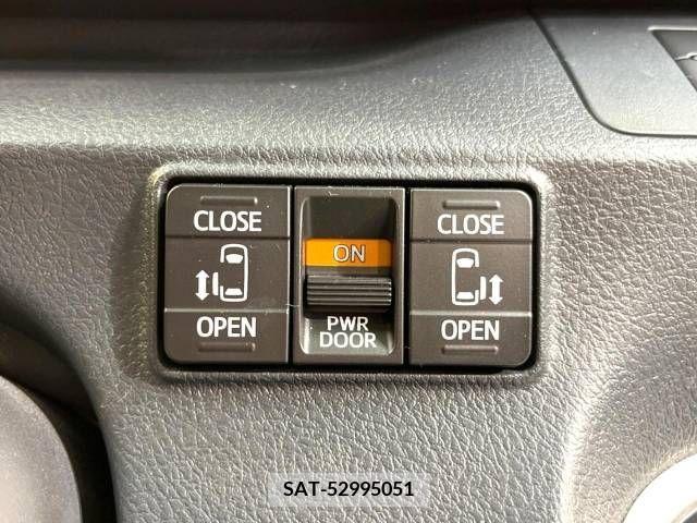 Toyota SIENTA 2018-03 384740-4