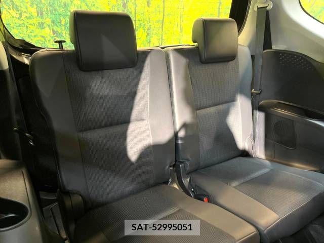 Toyota SIENTA 2018-03 384740-10