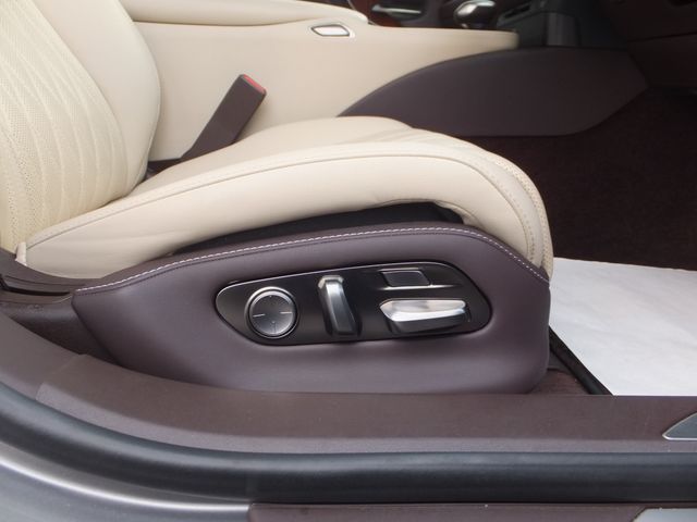 Lexus LS 2018-02 16183-19