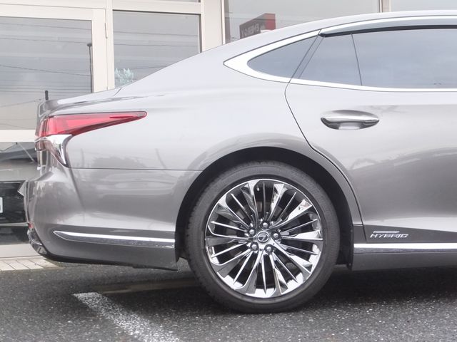 Lexus LS 2018-02 16183-10