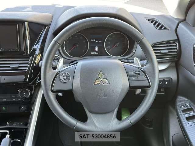 Mitsubishi ECLIPSE CROSS 2022-10 303769-10