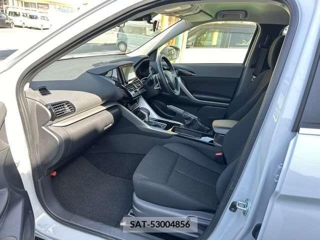 Mitsubishi ECLIPSE CROSS 2022-10 303769-7