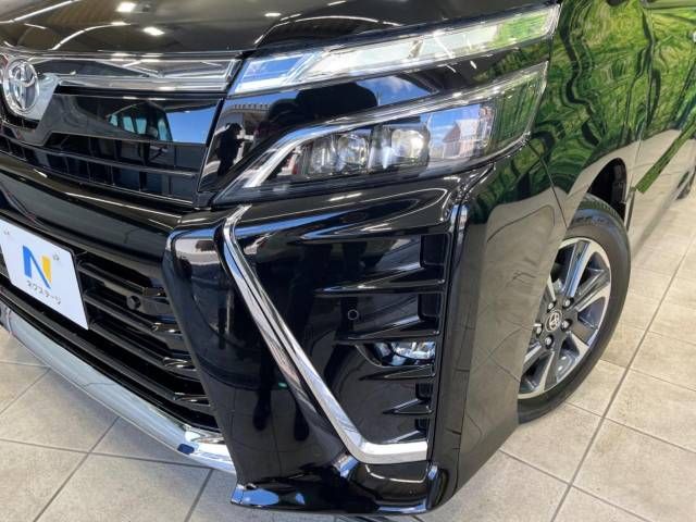 Toyota VOXY 2020-06 8848-12