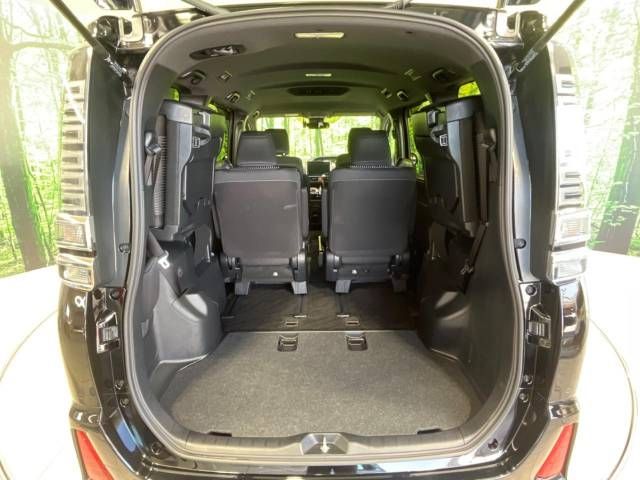Toyota VOXY 2020-06 8848-11