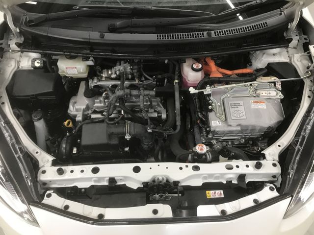 Toyota AQUA 2019-10 188792-27
