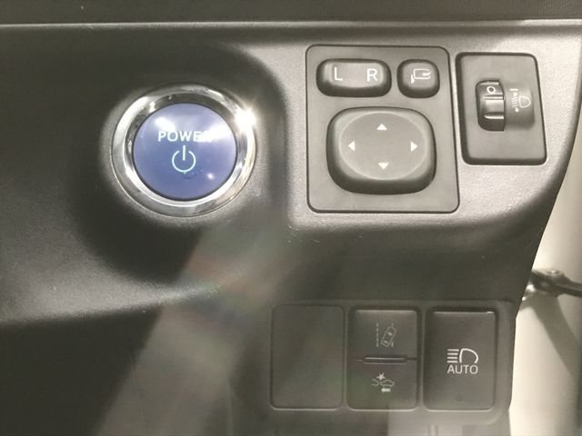 Toyota AQUA 2019-10 188792-16