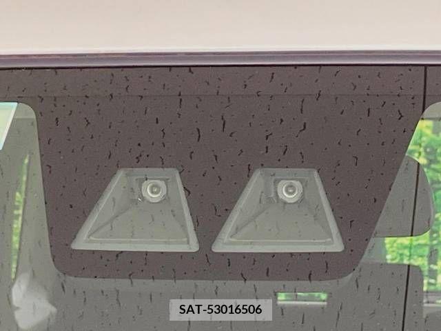 Toyota ROOMY 2022-03 331560-3