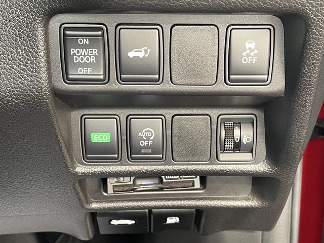 Nissan X-TRAIL 2018-07 193980-15