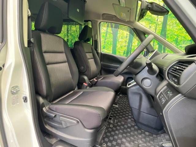 Nissan SERENA 2018-08 14113-8