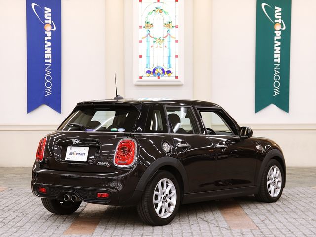 Bmw MINI 2016-03 3064-2