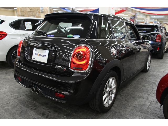 Bmw MINI 2016-03 3064-23