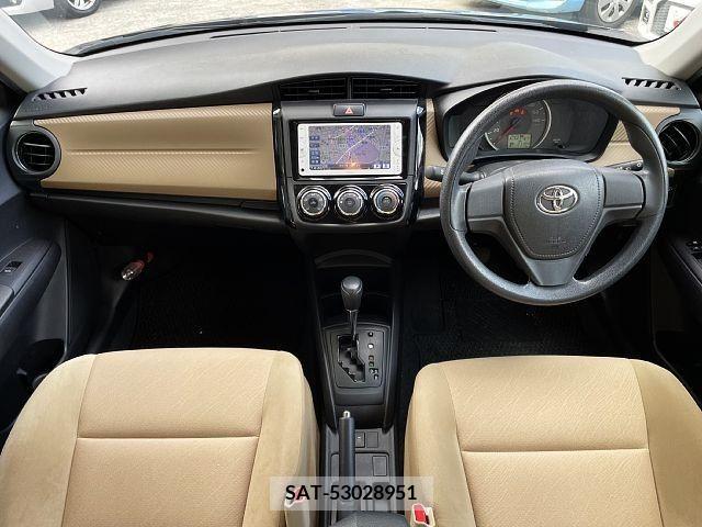 Toyota COROLLA AXIO 2013-04 264599-1