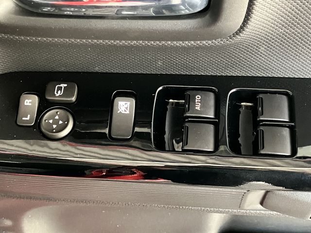 Suzuki SPACIA 2021-02 22722-23