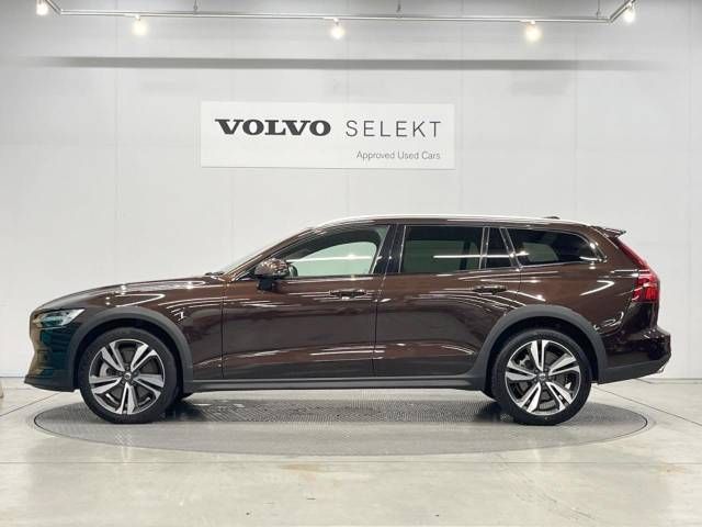 Volvo CROSS COUNTRY 2021-02 19653-18