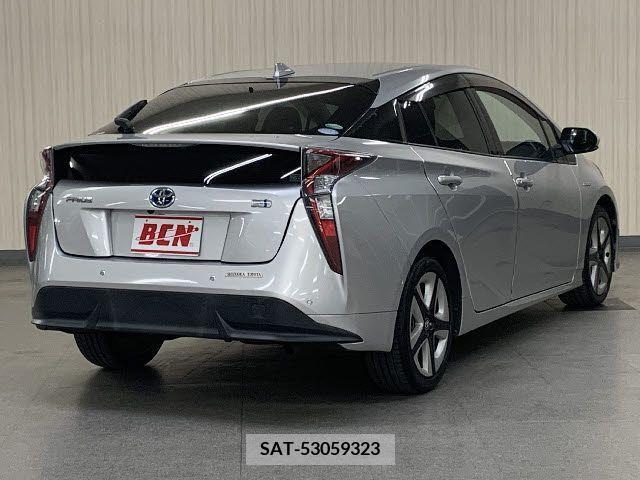 Toyota PRIUS 2016-03 204690-2