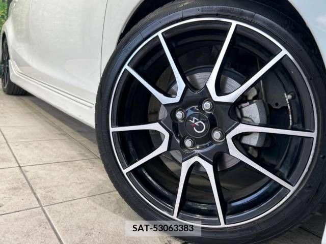 Toyota AQUA 2014-01 356266-13
