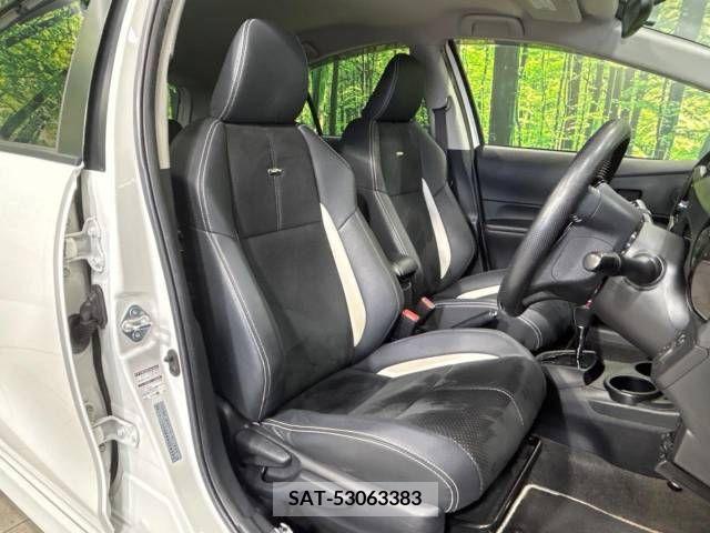 Toyota AQUA 2014-01 356266-8