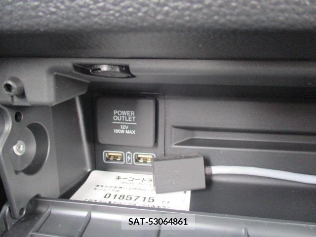 Honda N-VAN 2023-11 239967-19