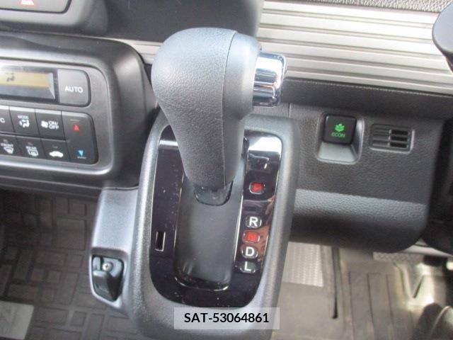Honda N-VAN 2023-11 239967-6