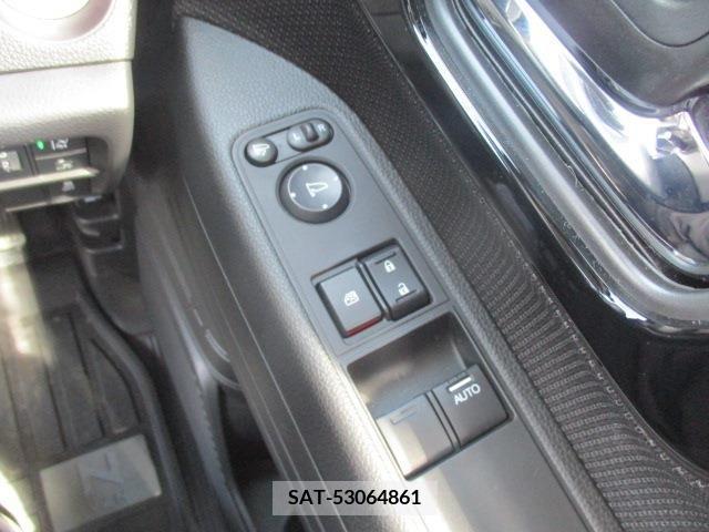 Honda N-VAN 2023-11 239967-18