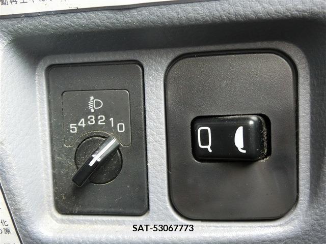 Mitsubishi CANTER 2014-08 294546-26