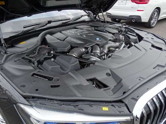 Bmw 7 SERIES 2019-10 8180-10