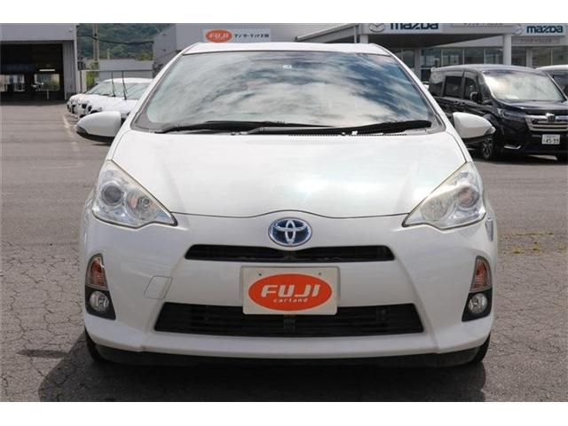 Toyota AQUA 2013-04 5005-26