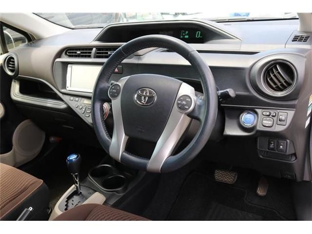 Toyota AQUA 2013-04 5005-4