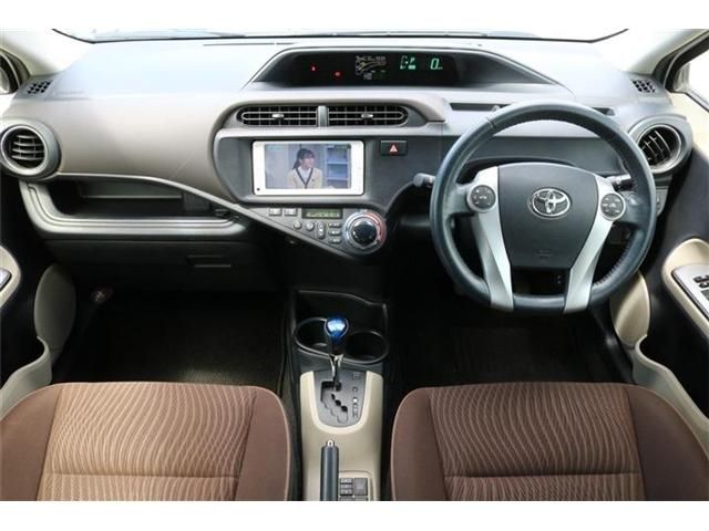 Toyota AQUA 2013-04 5005-3