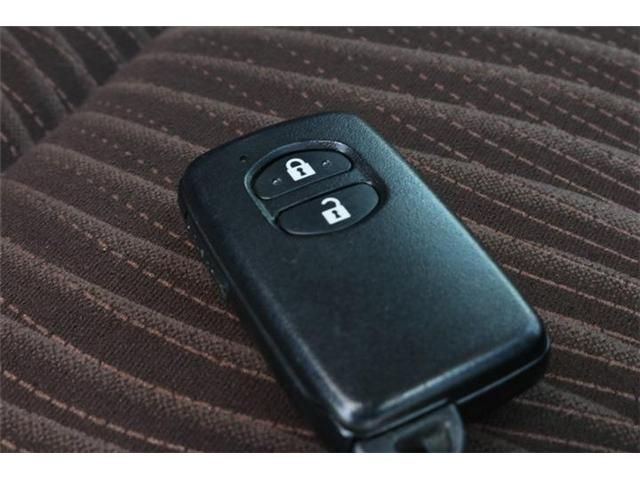 Toyota AQUA 2013-04 5005-18