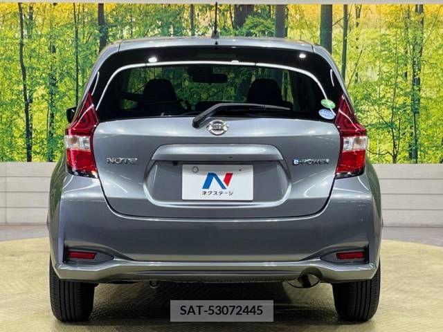 Nissan NOTE 2016-11 305337-15