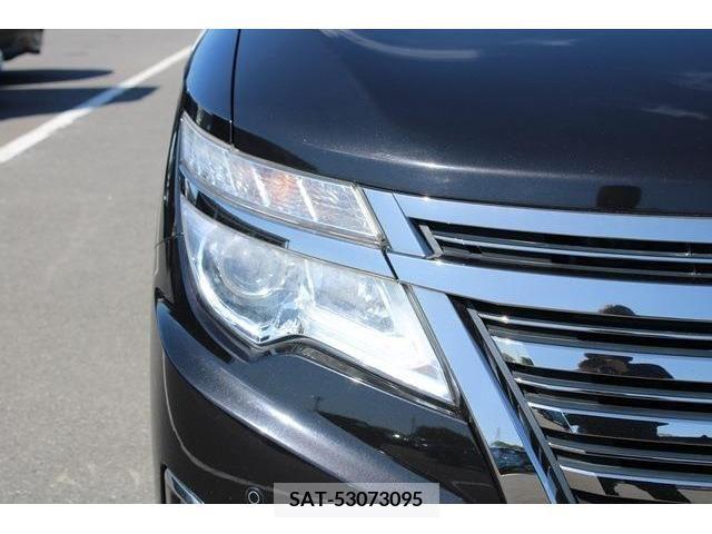 Nissan ELGRAND 2015-03 268342-9