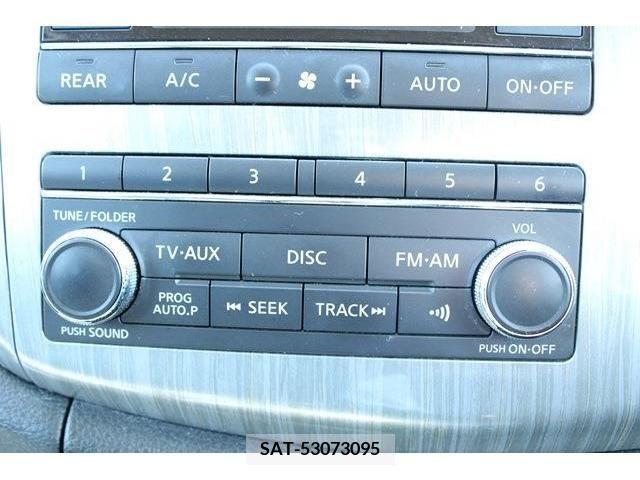 Nissan ELGRAND 2015-03 268342-4
