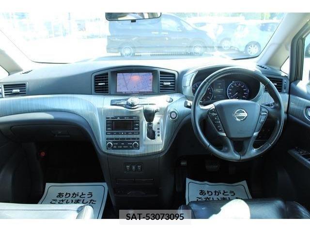 Nissan ELGRAND 2015-03 268342-15